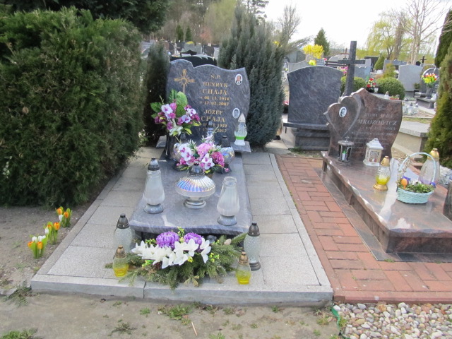 Grób Józef Chaja