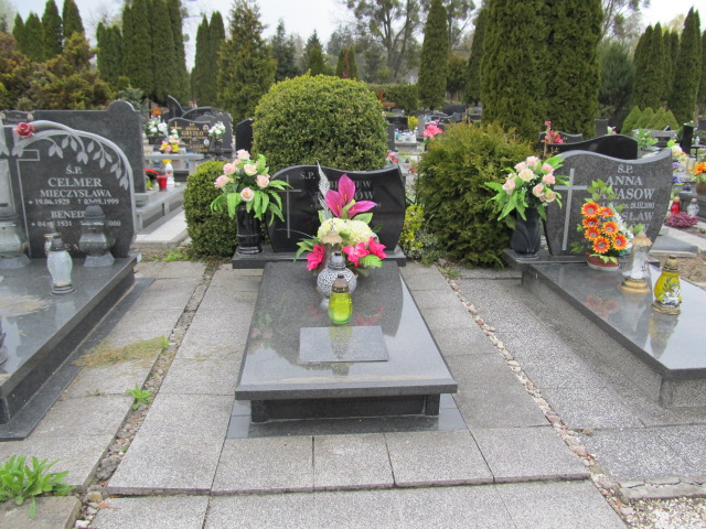 Grób Stanisław Tanasów