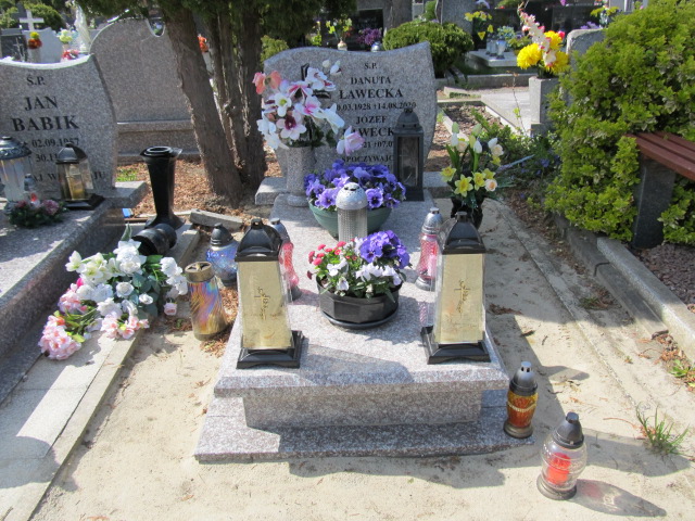 Grób Józef Ławecki